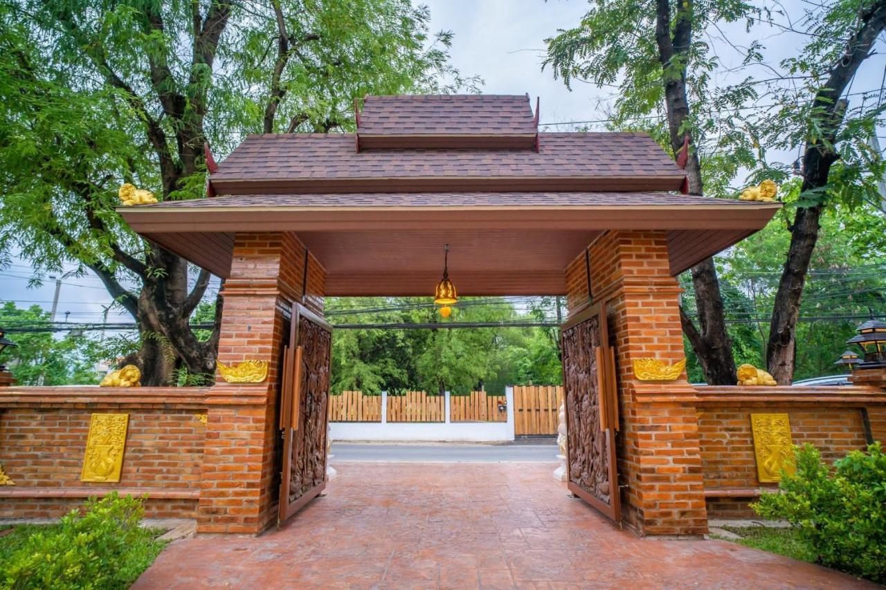 Siri Nakornpink Chiang Mai Hotel Sha Plus Экстерьер фото